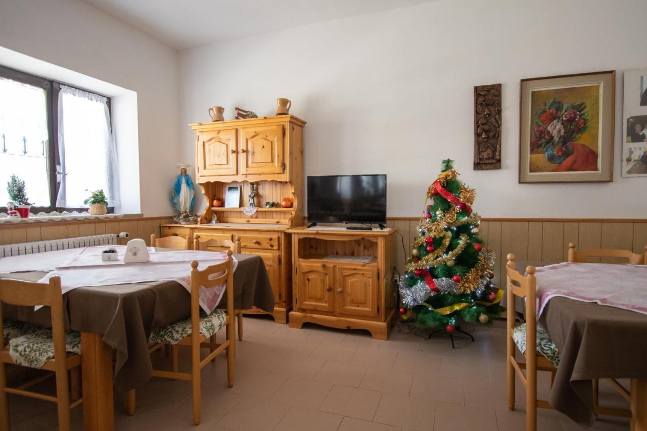Hotel Casa Per Ferie Beatorosaz Cesana Torinese Exteriér fotografie