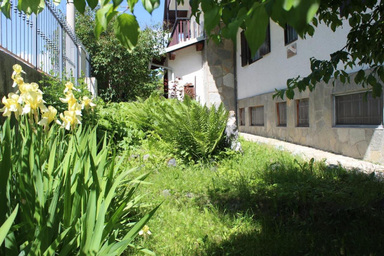 Hotel Casa Per Ferie Beatorosaz Cesana Torinese Exteriér fotografie
