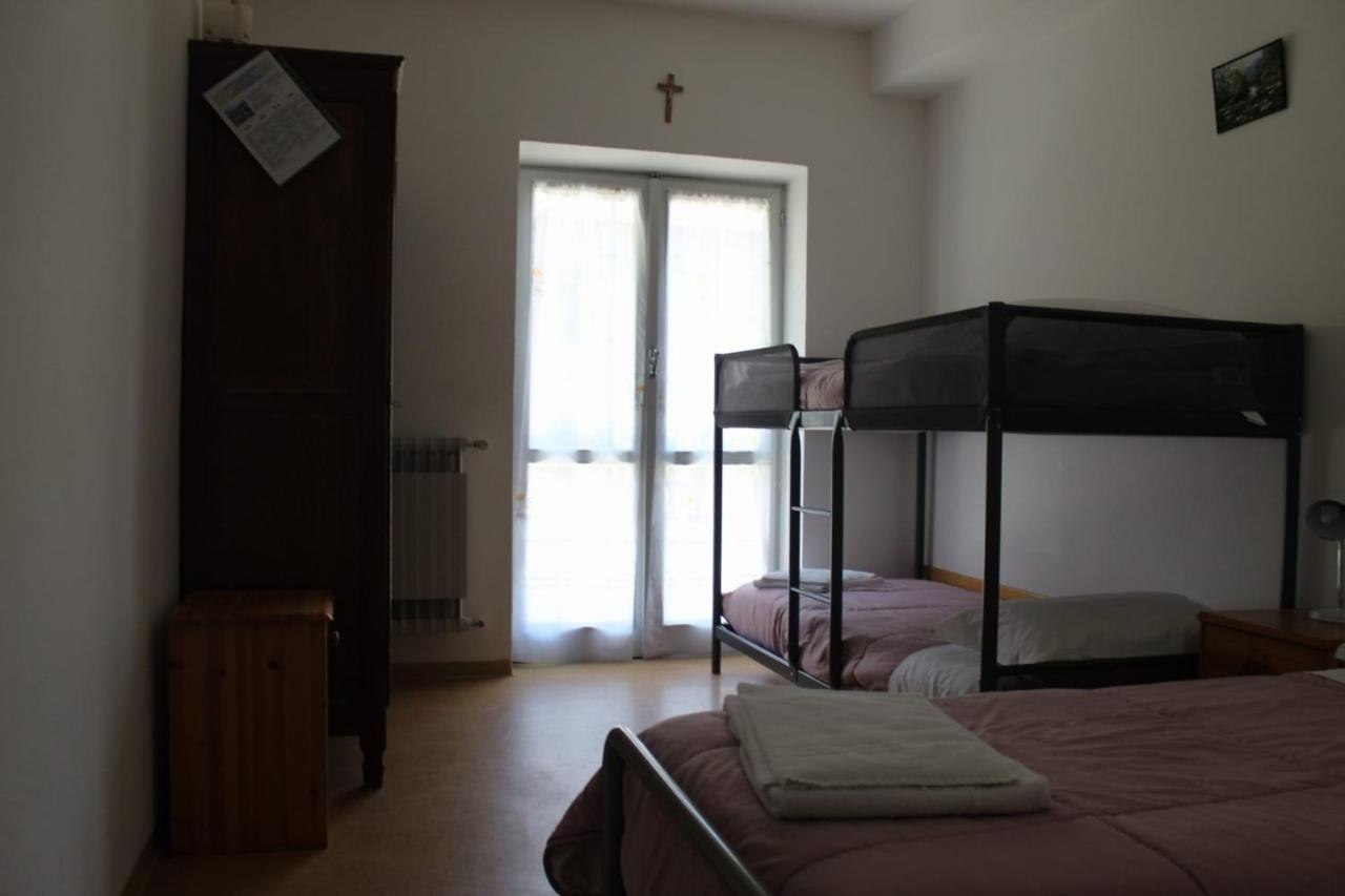 Hotel Casa Per Ferie Beatorosaz Cesana Torinese Exteriér fotografie