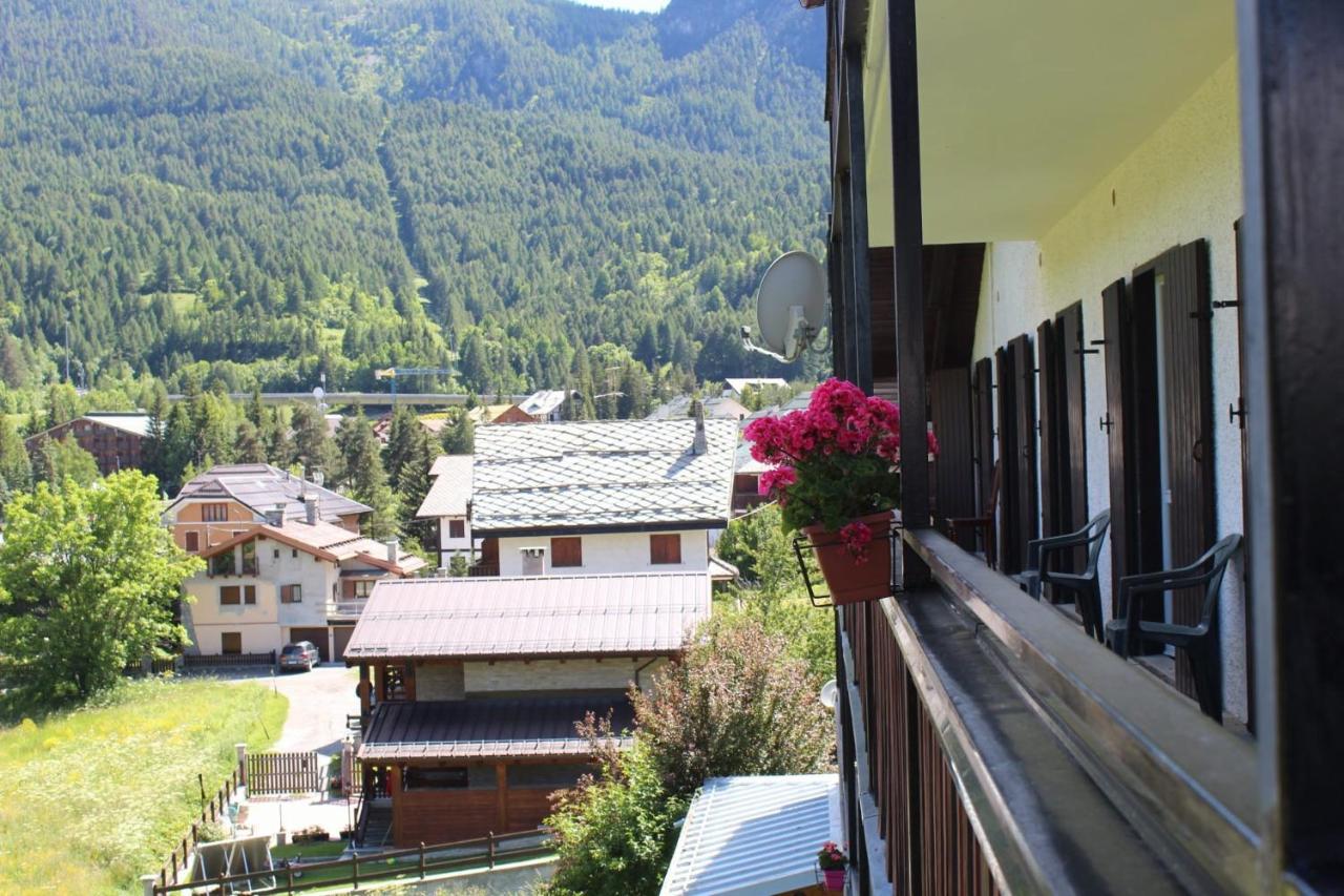 Hotel Casa Per Ferie Beatorosaz Cesana Torinese Exteriér fotografie