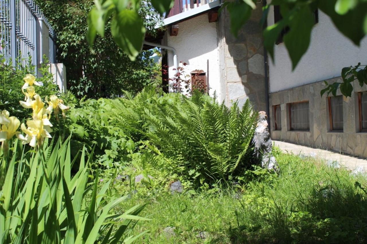Hotel Casa Per Ferie Beatorosaz Cesana Torinese Exteriér fotografie