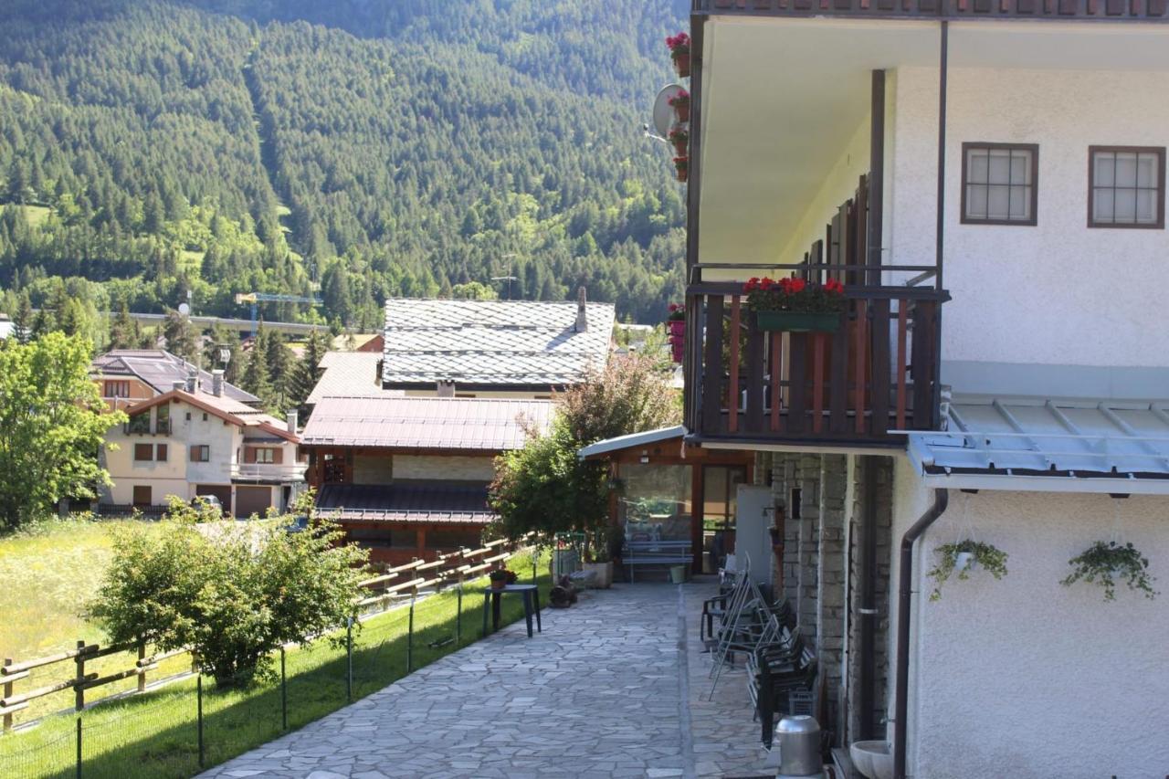 Hotel Casa Per Ferie Beatorosaz Cesana Torinese Exteriér fotografie